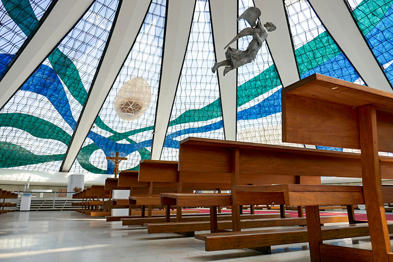 roteiro chapada dos veadeiros - catedral de Brasília de dentro